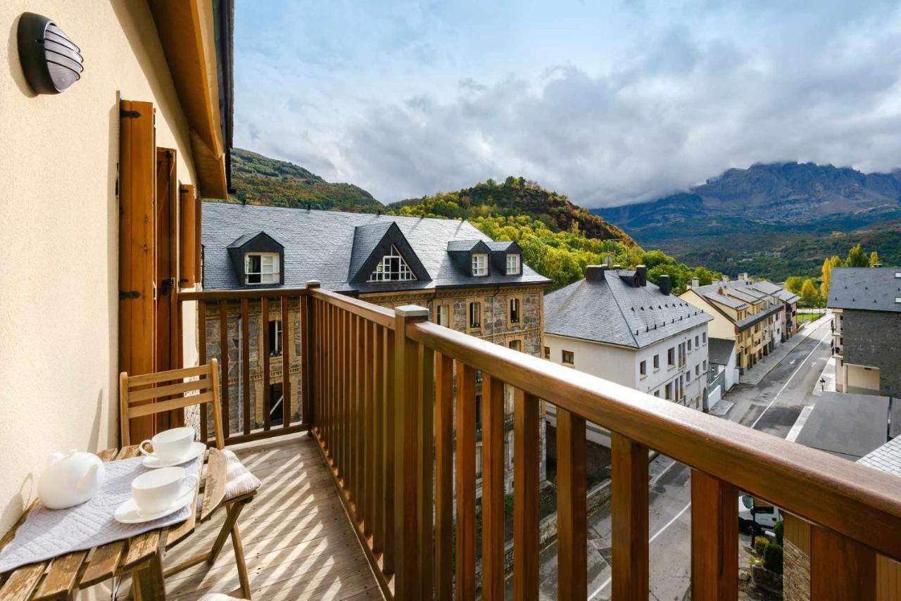 Appartement Montelia Atico El Ciervo De Panticosa Extérieur photo